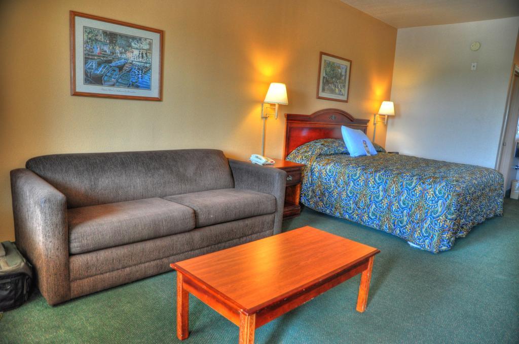 Lone Star Inn And Suites Victoria Luaran gambar