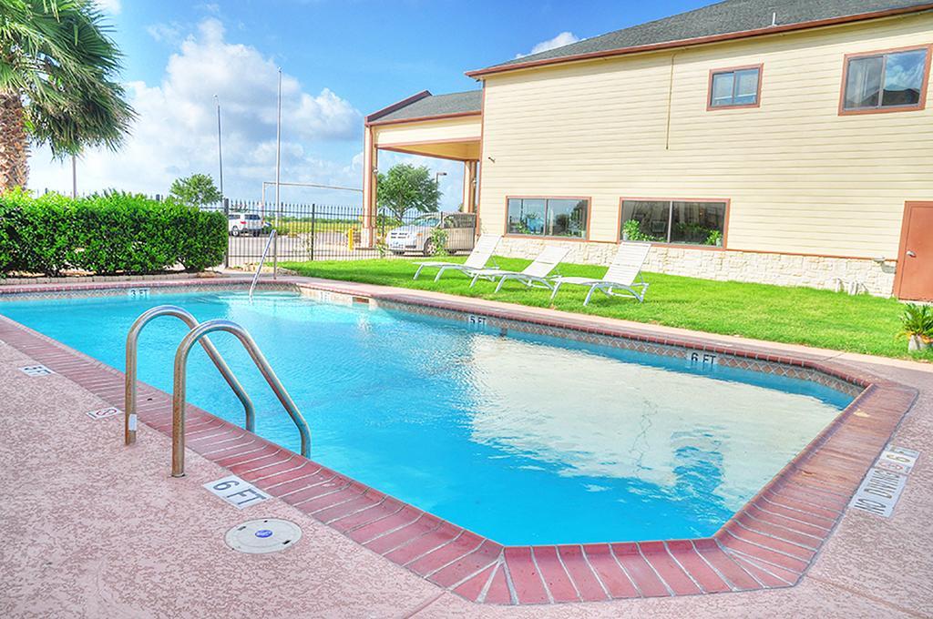 Lone Star Inn And Suites Victoria Luaran gambar