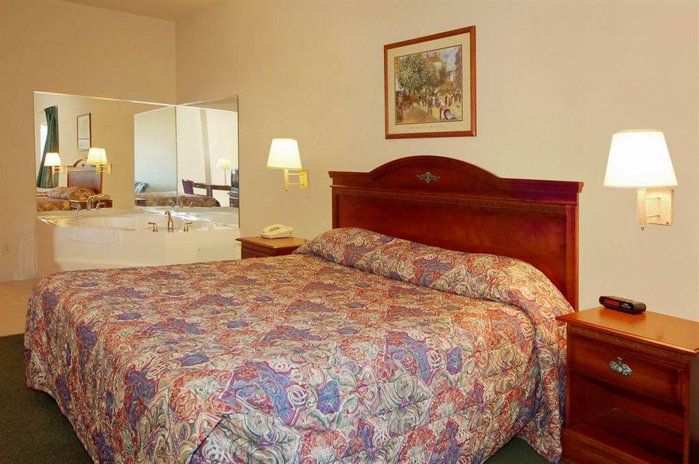 Lone Star Inn And Suites Victoria Luaran gambar