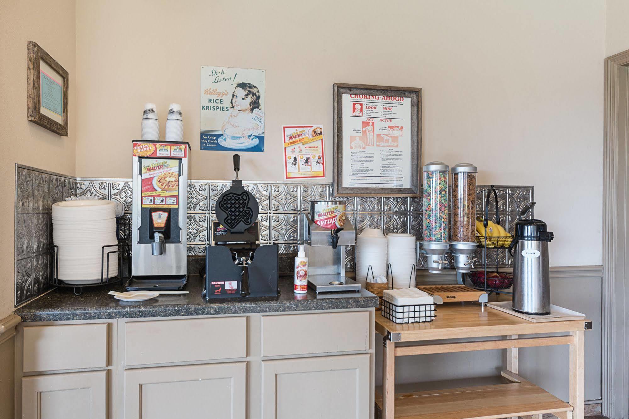 Lone Star Inn And Suites Victoria Luaran gambar