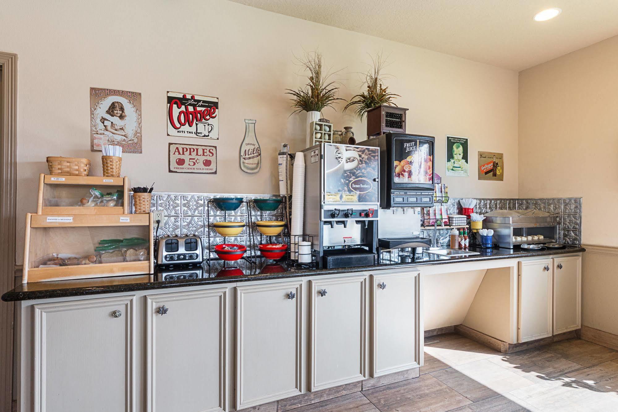 Lone Star Inn And Suites Victoria Luaran gambar