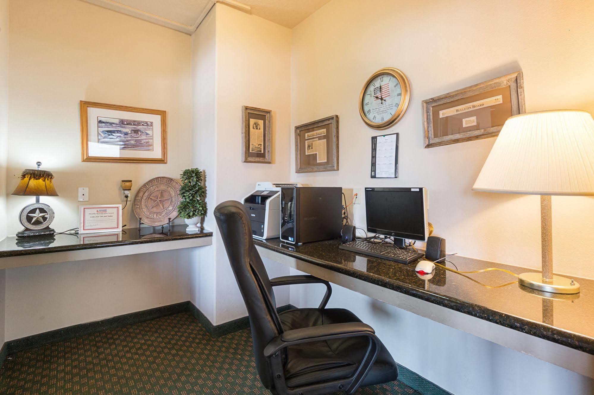 Lone Star Inn And Suites Victoria Luaran gambar