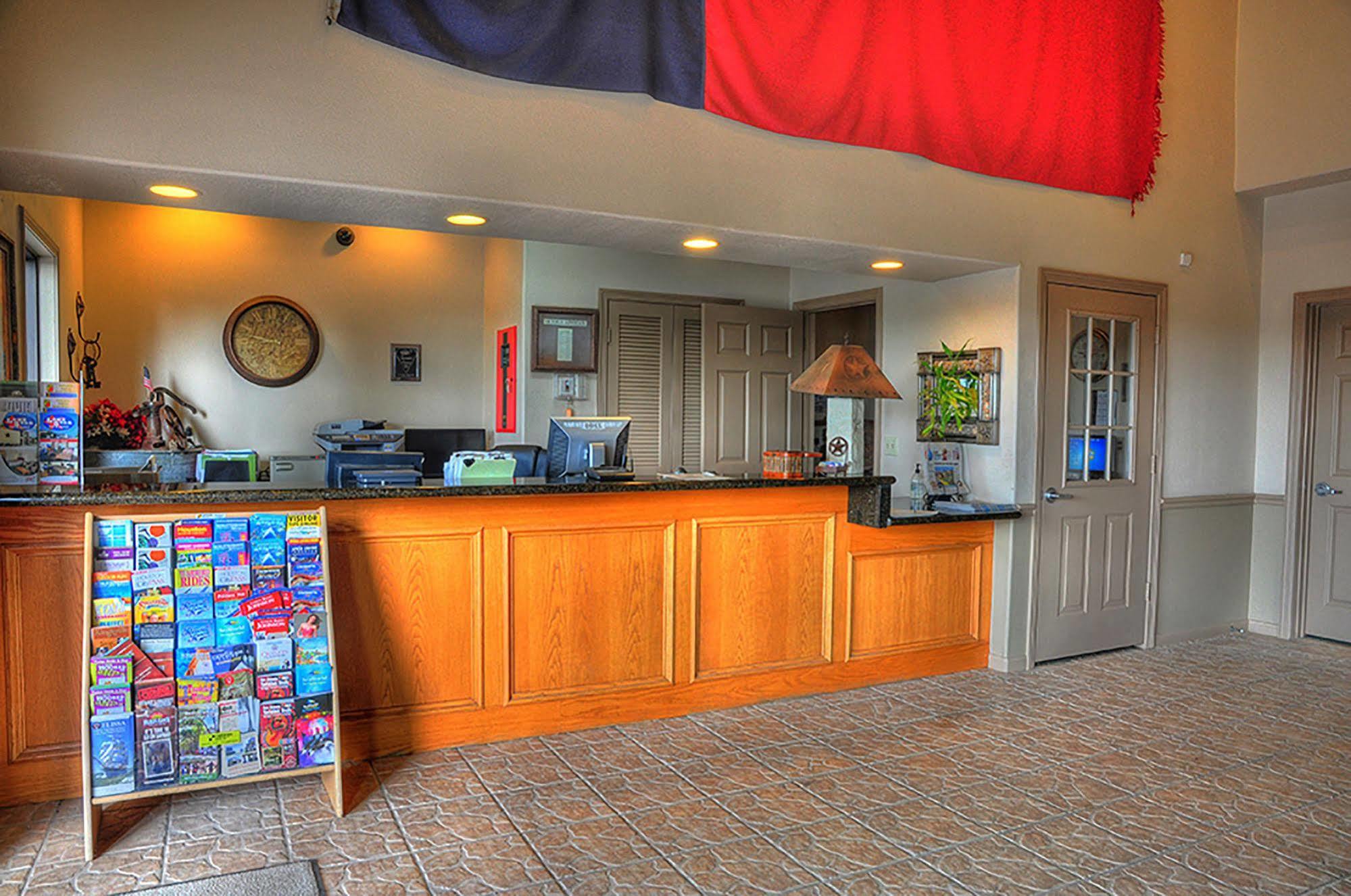 Lone Star Inn And Suites Victoria Luaran gambar