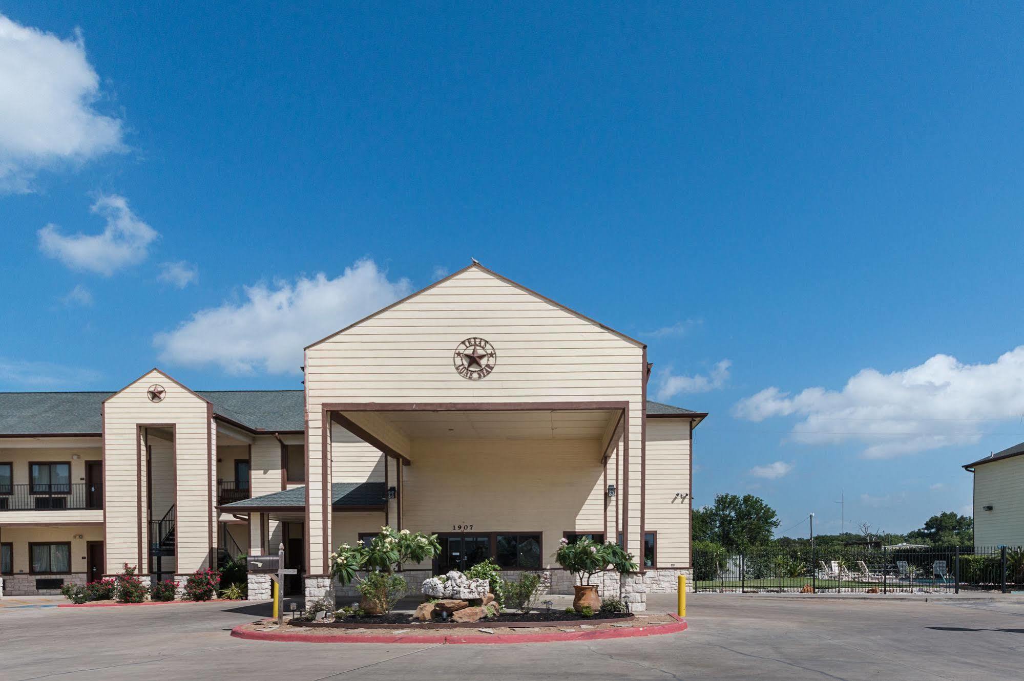 Lone Star Inn And Suites Victoria Luaran gambar